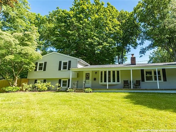 3rd image of 188 Sawmill Dr