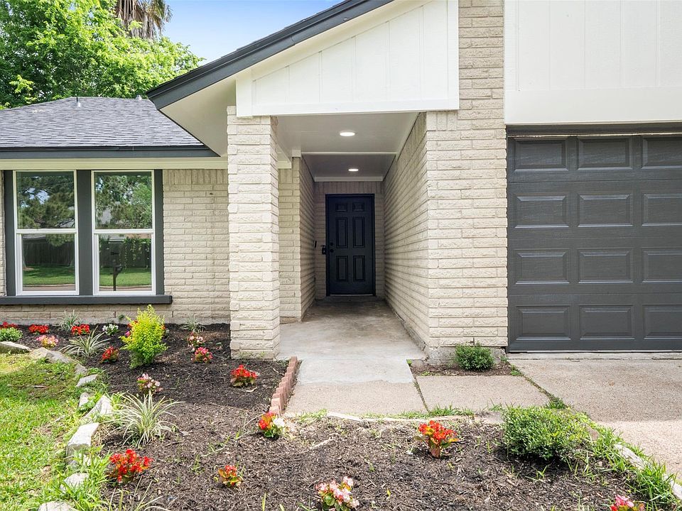 16230 Dunmoor Dr, Houston, TX 77059 | Zillow