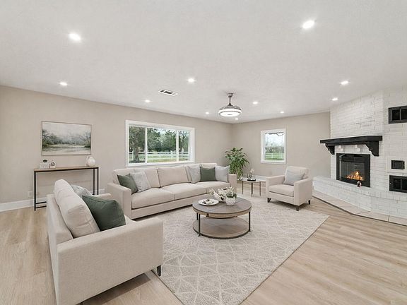 2nd image of 13431 Vrlla Rd