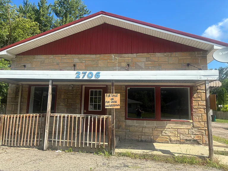 2706 W Jolly Rd #COMMERCIAL — Photo 1