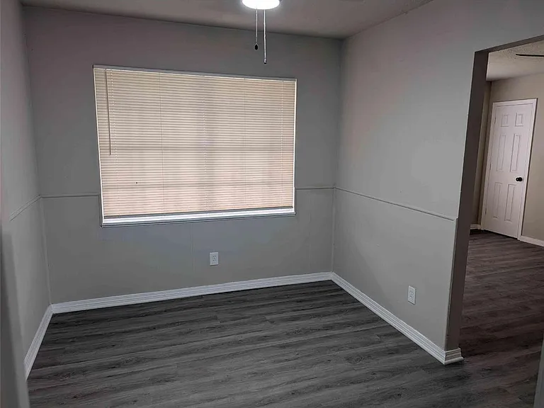 10922 Lockgate Ln — Photo 9