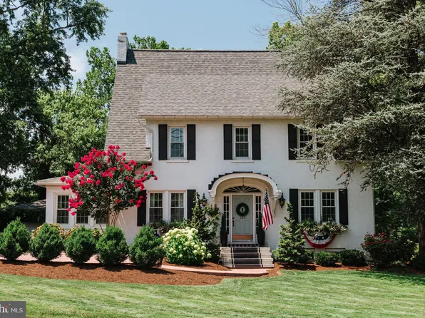 124 Lampeter Rd, Lancaster, PA 17602