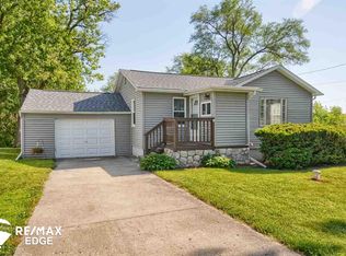 1032 Mandeville St, Burton, MI 48529