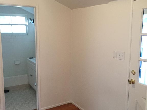 2nd image of 729 Magnolia Ave