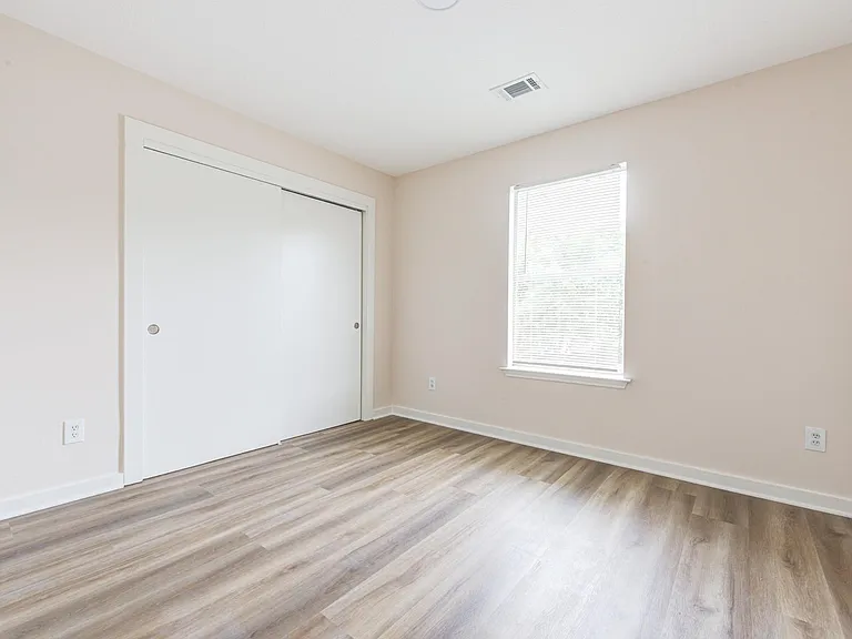 7322 Parkland Manor Dr — Photo 20