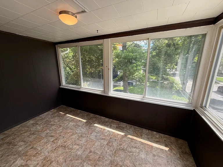 29-31 Ellicott St #31 — Photo 13
