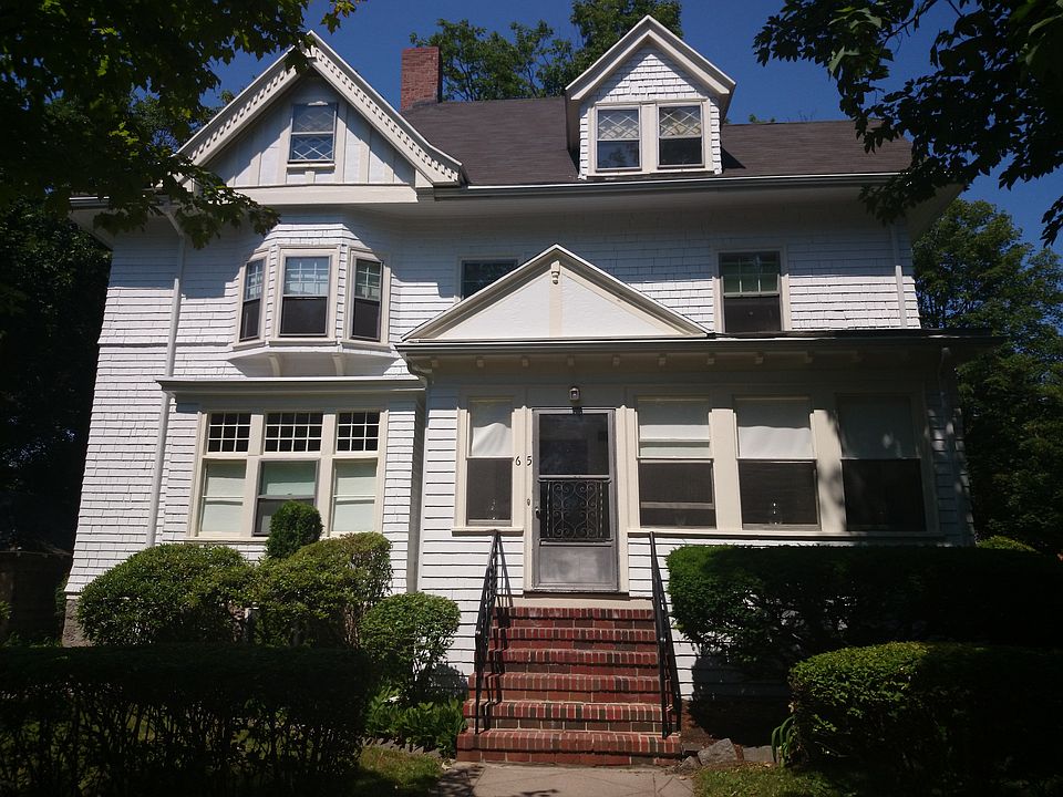 2nd image of 65 Wallingford Rd