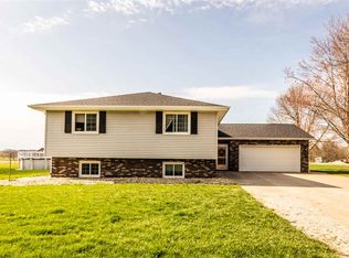 11212 W Maple Ridge Rd, Glasford, IL 61533