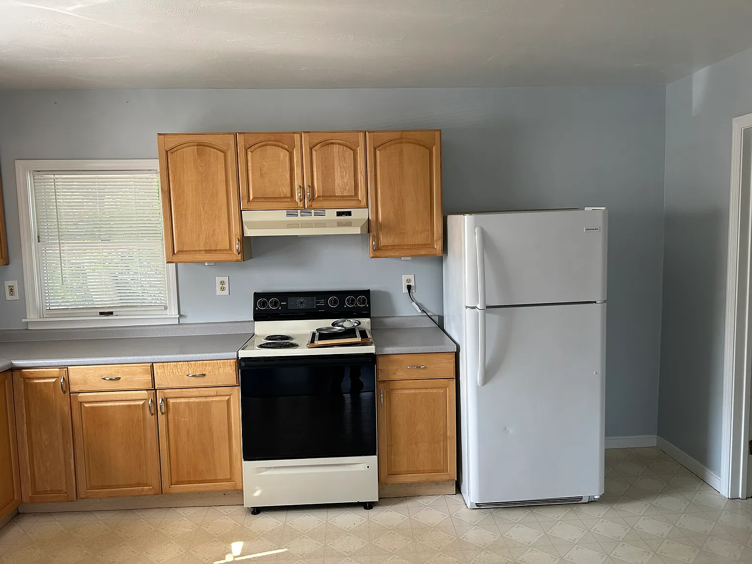 1 bed, 800 sqft, $1,550 — Photo 4