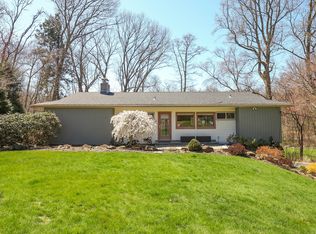 586 Stone Hill Rd, Orange, CT 06477