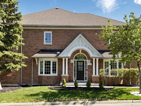 190 Harding Blvd W #19, Richmond Hill, ON L4C 0J9