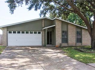 18310 Navajo Trail Dr, Spring, TX 77388