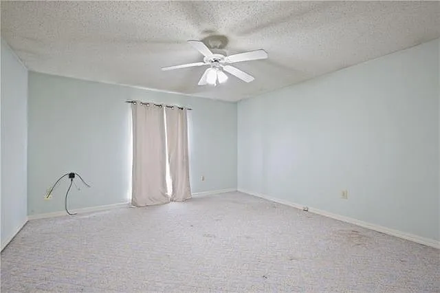 117 S Queens Dr — Photo 9