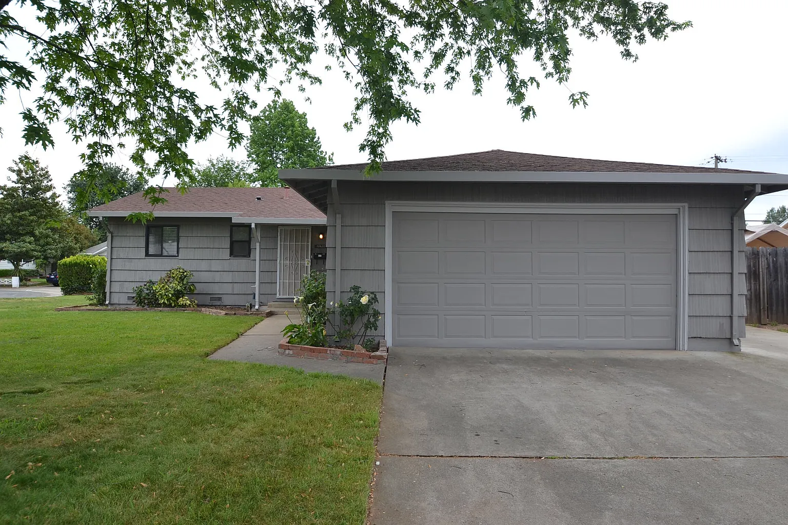 10620 Beclan Dr photo 1
