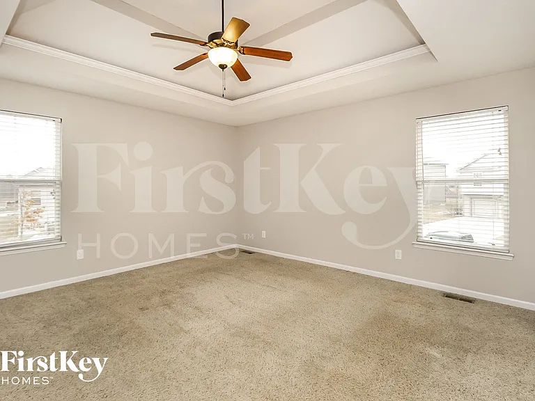 8500 N Kensington Ave — Photo 8