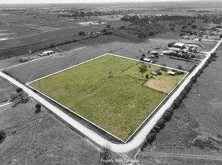 1901 Newsom Rd, Bellville, TX 77418