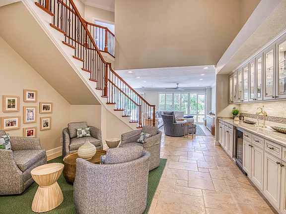 3rd image of 2245 Monet Rd