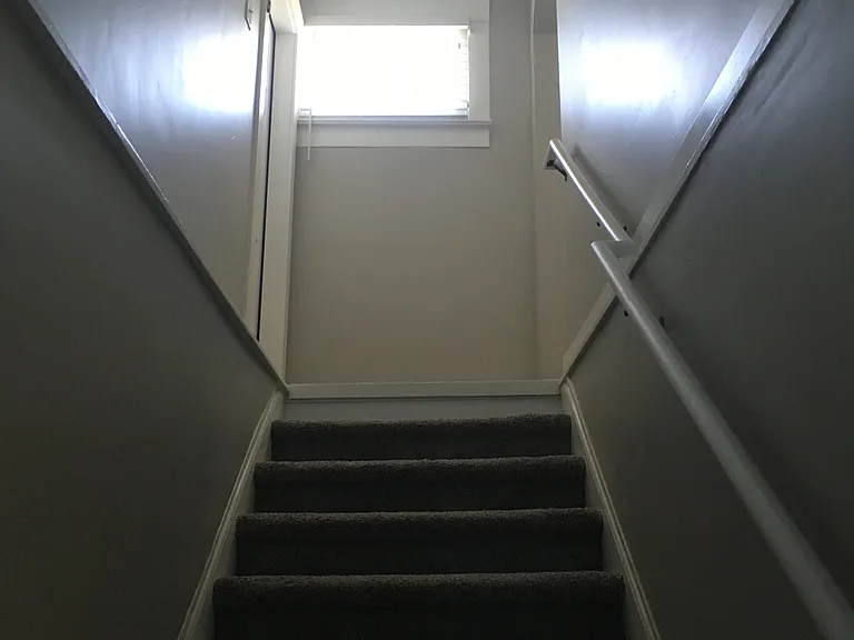 301 N Almond St — Photo 4