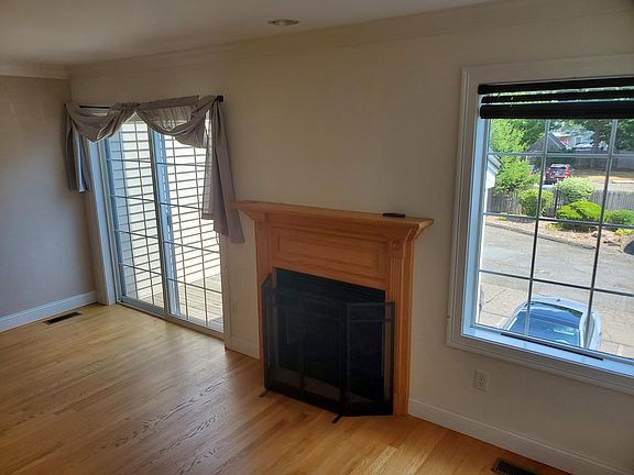 2nd image of 70 Fountain St APT 10