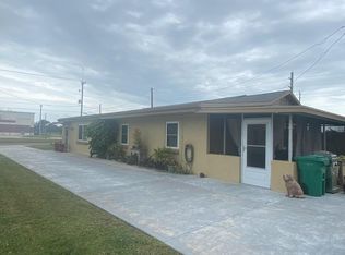4321 Kirby Loop Rd, Fort Pierce, FL 34981
