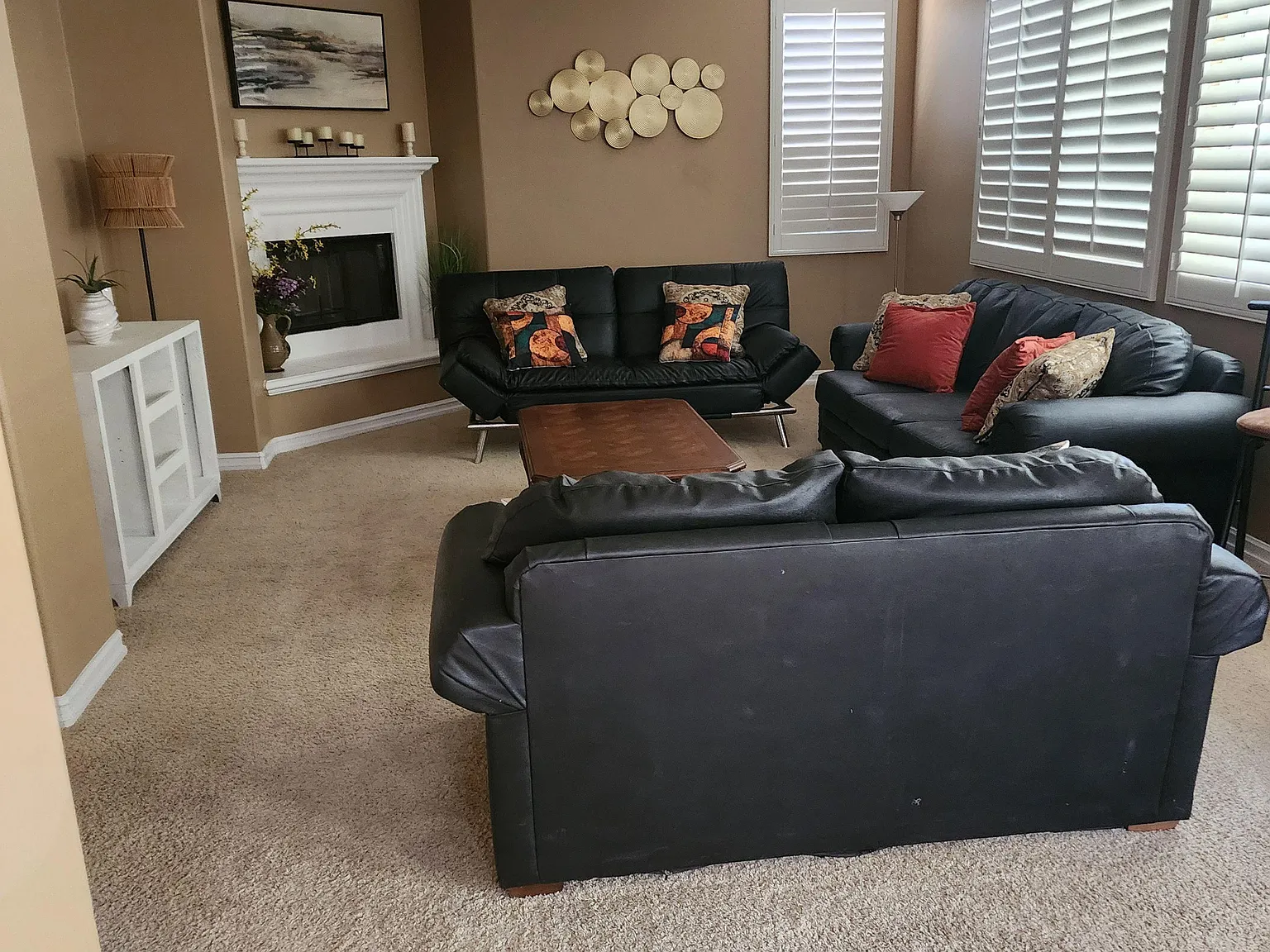 4 bed, 3.0 bath, 3088 sqft, $2,265 — Photo 4