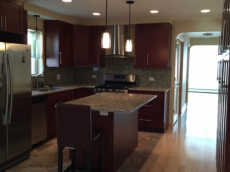 8644 W Carmen Ave #1 — Photo 5