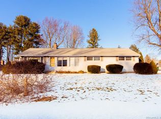 480 Juniper Ln, Cheshire, CT 06410