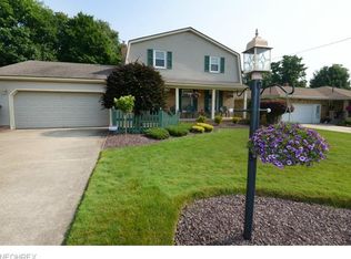 1464 Tamarisk Trl, Poland, OH 44514