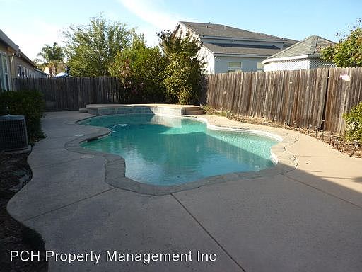 4th image of 10301 Izzy Way