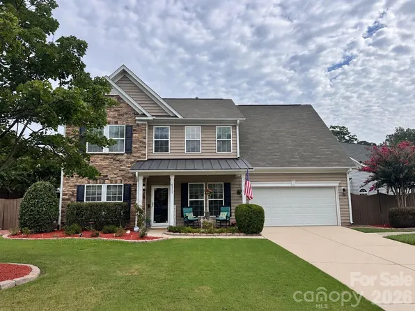 6511 Fieldstone Manor Dr, Matthews, NC 28105