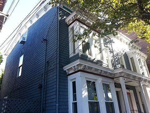 3 Floor Victorian, quiet neighborhood
