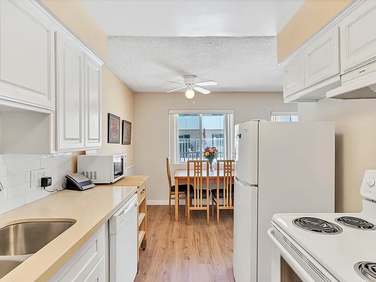 5015 Cape May Ave #107 — Photo 9