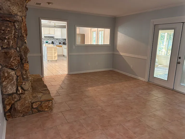 162 NW Palmetto Blvd — Photo 14