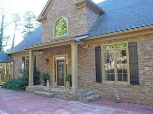 6001 Shadburn Ferry Rd, Buford, GA 30518