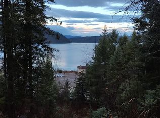 476 Clinton Ave, Coolin, ID 83821