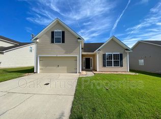 7668 Eagle Lake Rd, North Charleston, SC 29418