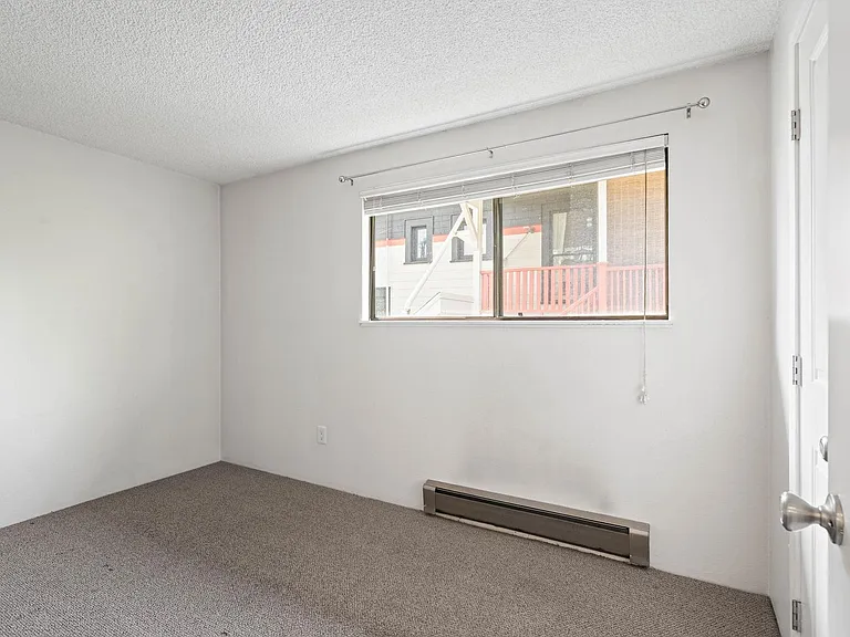 2730-2734 SE Alder St #2732 — Photo 15