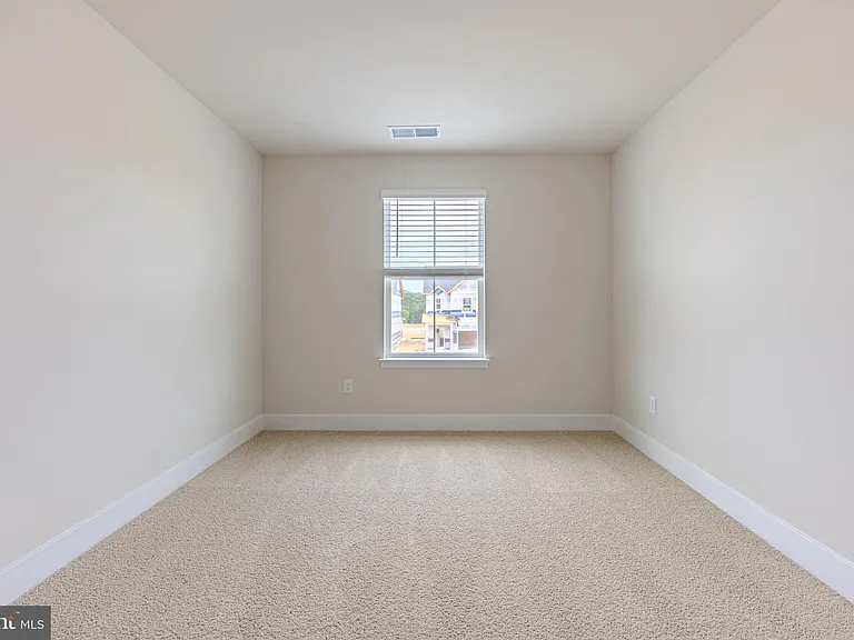 115 Haida Ln — Photo 37