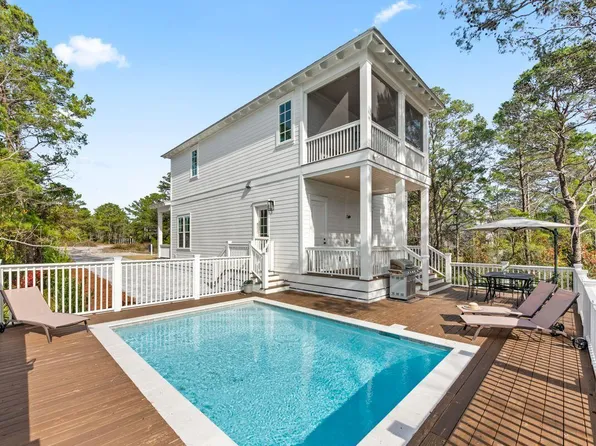 92 Vicki St, Santa Rosa Beach, FL 32459