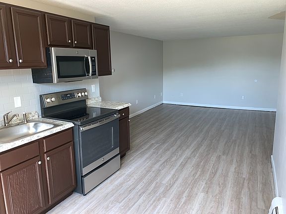 3rd image of 175 Haverhill St APT 1