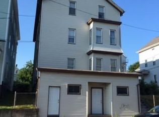 70 Palmer St, Fall River, MA 02724