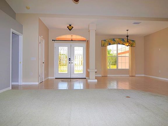 4th image of 7942 SW Sunny Oaks Dr