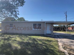 25 Apache St, Lehigh Acres, FL 33936