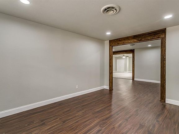 5th image of 840 Jerry Ln