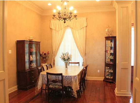 4th image of 203 Martele Blvd