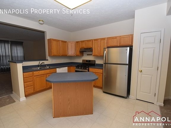 2nd image of 2812 Settlers View Dr