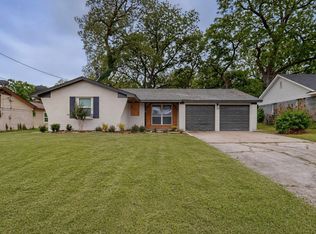 6323 Harmony Ln, Dallas, TX 75241