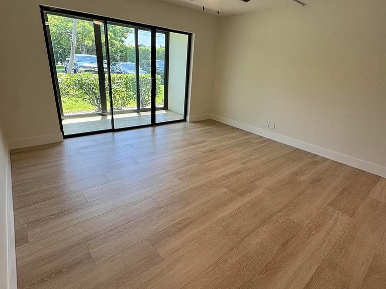 629 Sea Pine Way #C1 — Photo 22