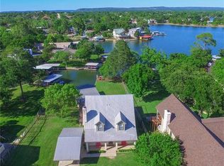 311 W Lakeshore Dr, Sunrise Beach, TX 78643