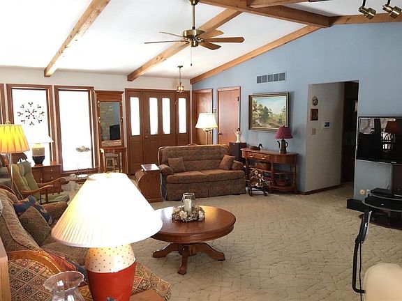 3rd image of 6480 Glastonbury Ct